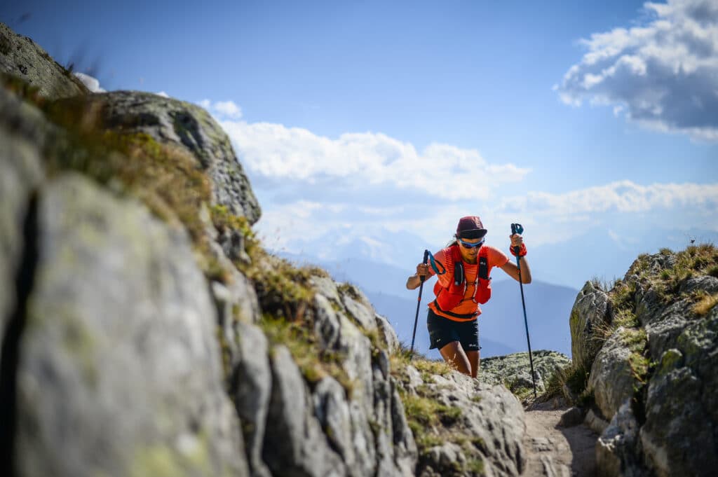 runner on the swiss alps 100 course