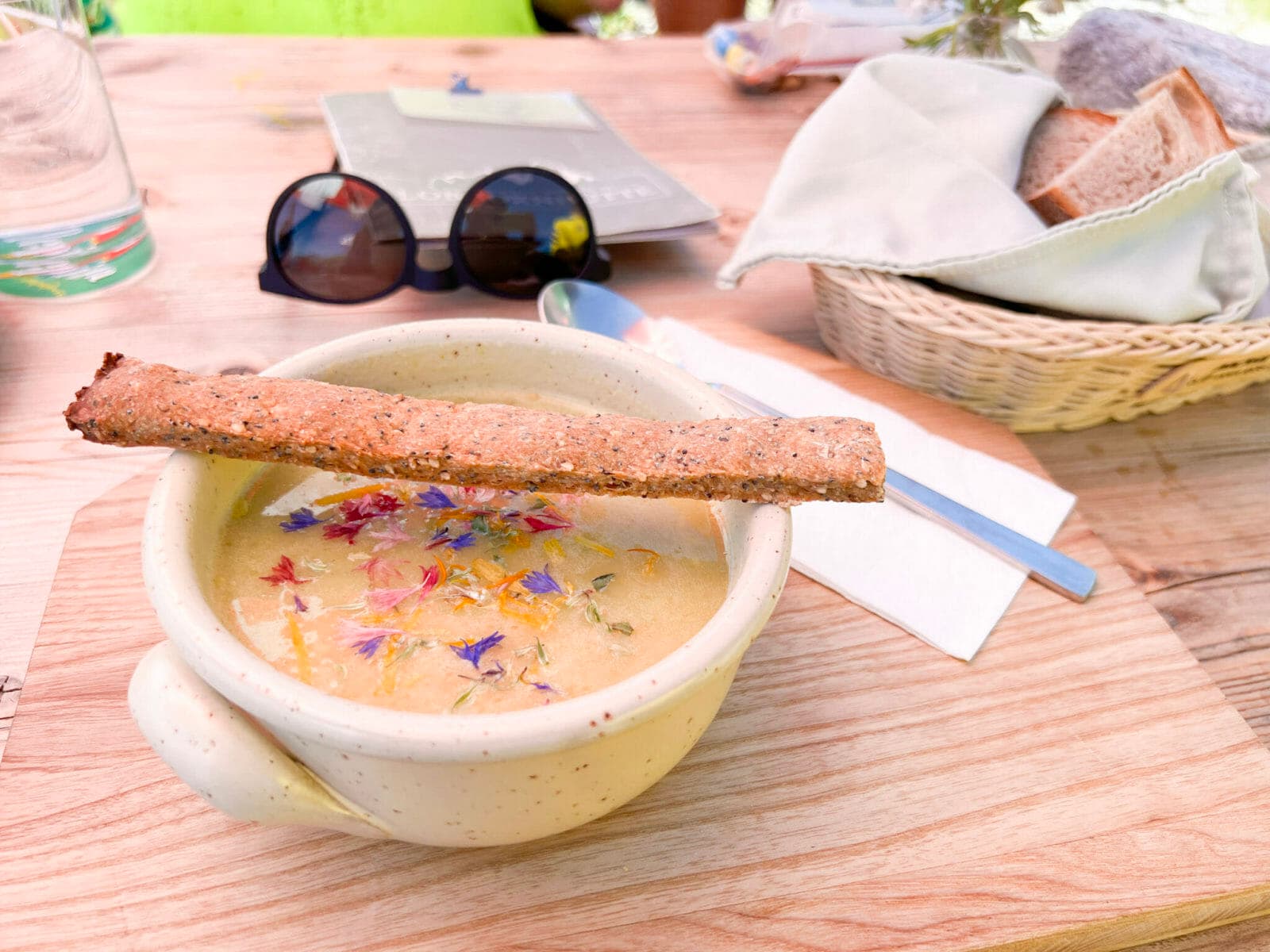 Eiger Trail Tour, Lobhorn Hut soup