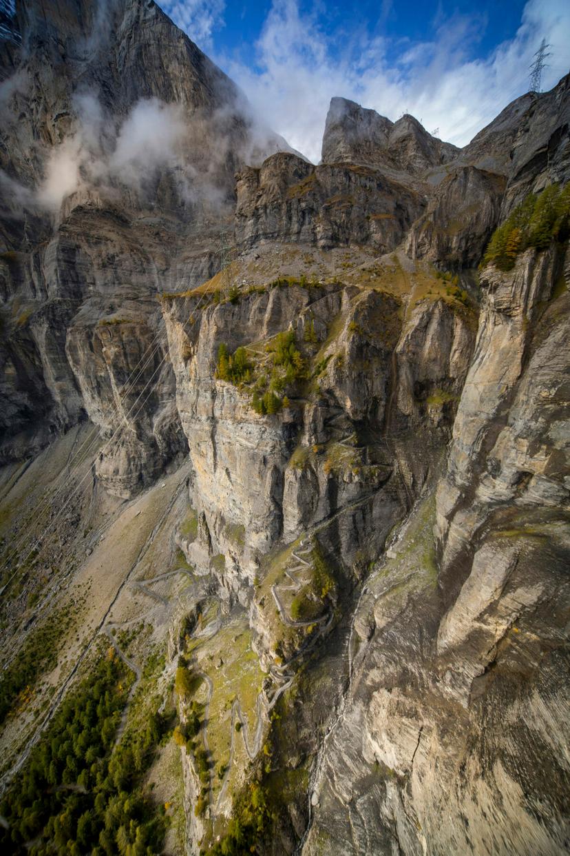 the cliff face of the Gemmi Run