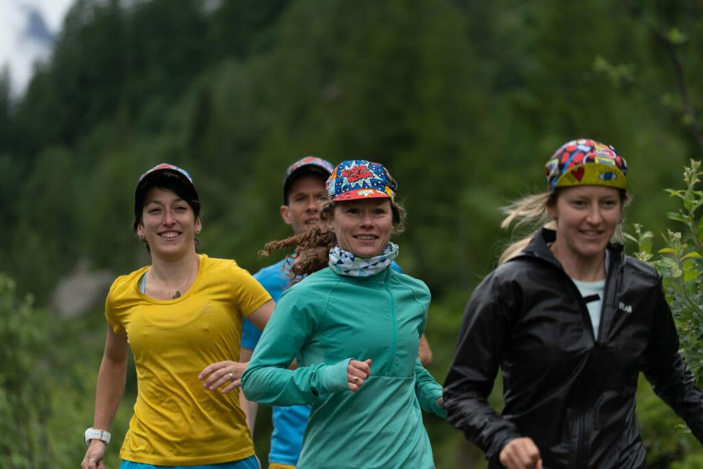 Runners wearing caps from Insane Inside Designs