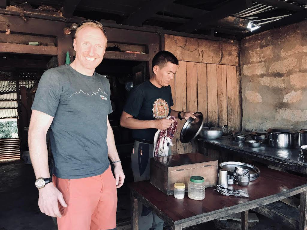 Bruno Yates in a kitchen with a Nepalese guy Circuit, Nepal