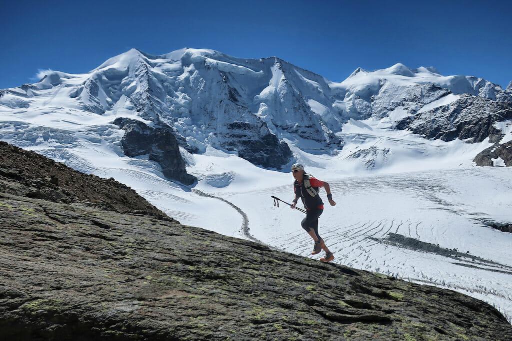 Roberto Rivola running above a glacier in Engadine